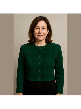 Danier leather green cropped leather luxury suede jacket vintage size small
